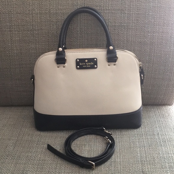kate spade Handbags - Kate Spade Purse